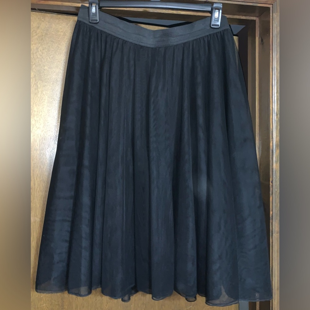 Black Flirty Tulle-Like Elastic Waist Skirt